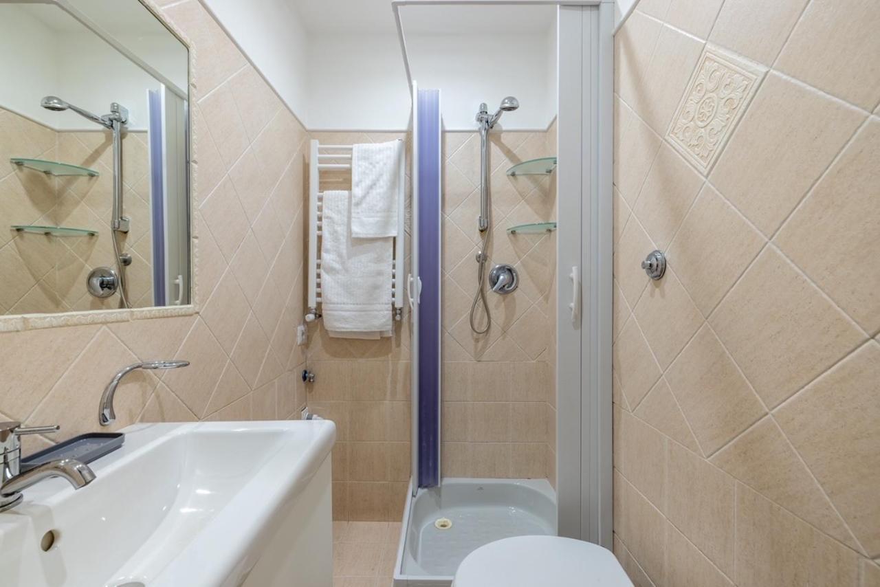 Elle Cavour Apartment Ρώμη Εξωτερικό φωτογραφία